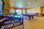Game Room pool table & games